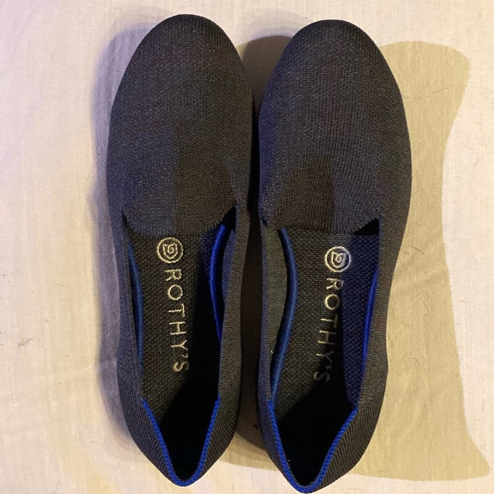 Rothy’s Navy blue women’s flats size 8- new